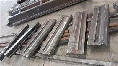 Batang Pukulan Crusher VSI|Suku Cadang Keausan Kromium Tinggi Untuk Mesin Pembuat Pasir